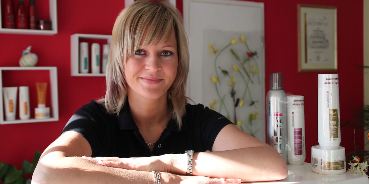 Mit 23 die eigene Chefin: Friseurmeisterin Katja Baumgartl aus Kroppenstedt.