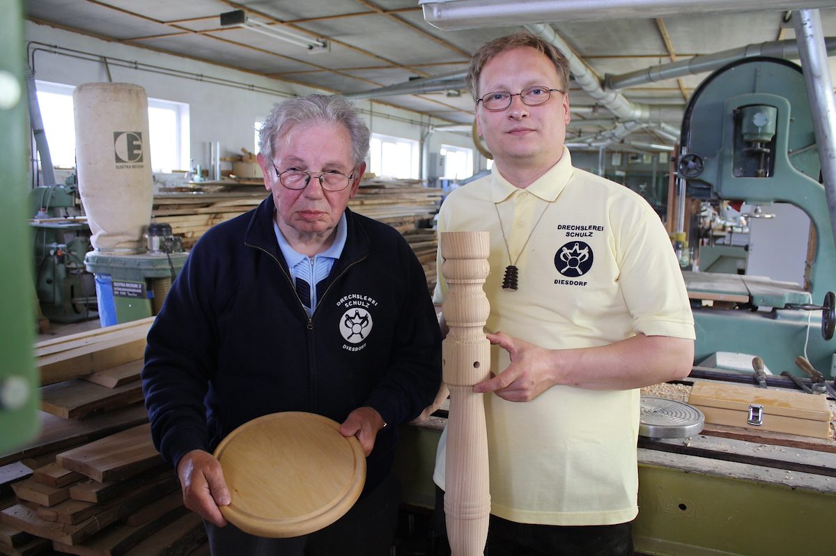 Vater und Sohn: Firmengründer Hans-Joachim Schulz (l.) und Firmeninhaber Heino Schulz.