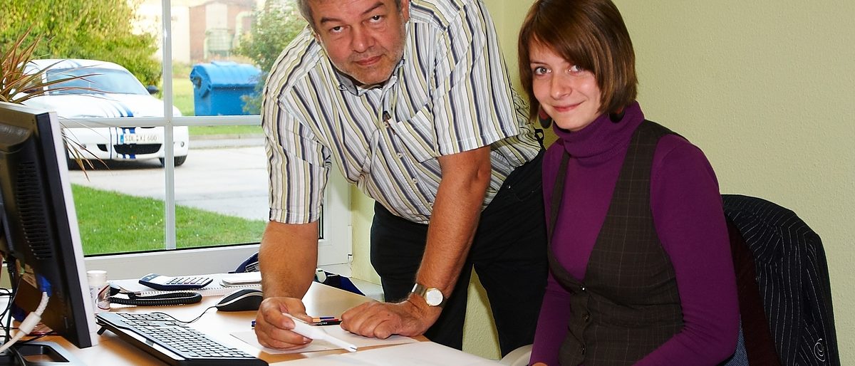 Der Chef und die zukünftige Bauleiterin: Volker Schubert und Anja Peters Der Chef und die zukünftige Bauleiterin: Volker Schubert und Anja Peters