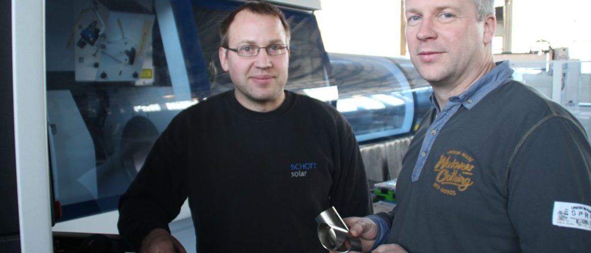 Geschäftsführer Jens Schumacher (r.) mit Mitarbeiter Jan Löche Geschäftsführer Jens Schumacher (r.) mit Mitarbeiter Jan Löche