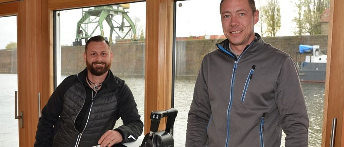 Bootsbauer mit Ideen: Andre Becker (l.) und Robert Naumann aus Magdeburg. Bootsbauer mit Ideen: Andre Becker (l.) und Robert Naumann aus Magdeburg.