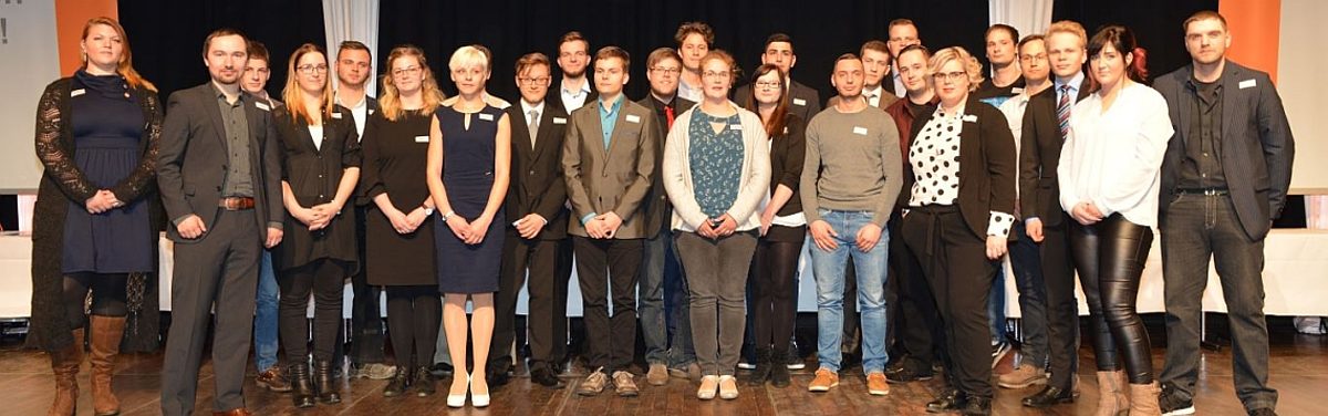 Die Landes- und Kammersieger im Leistungswettbewerb des Deutschen Handwerks aus Sachsen-Anhalt Die Landes- und Kammersieger im Leistungswettbewerb des Deutschen Handwerks aus Sachsen-Anhalt