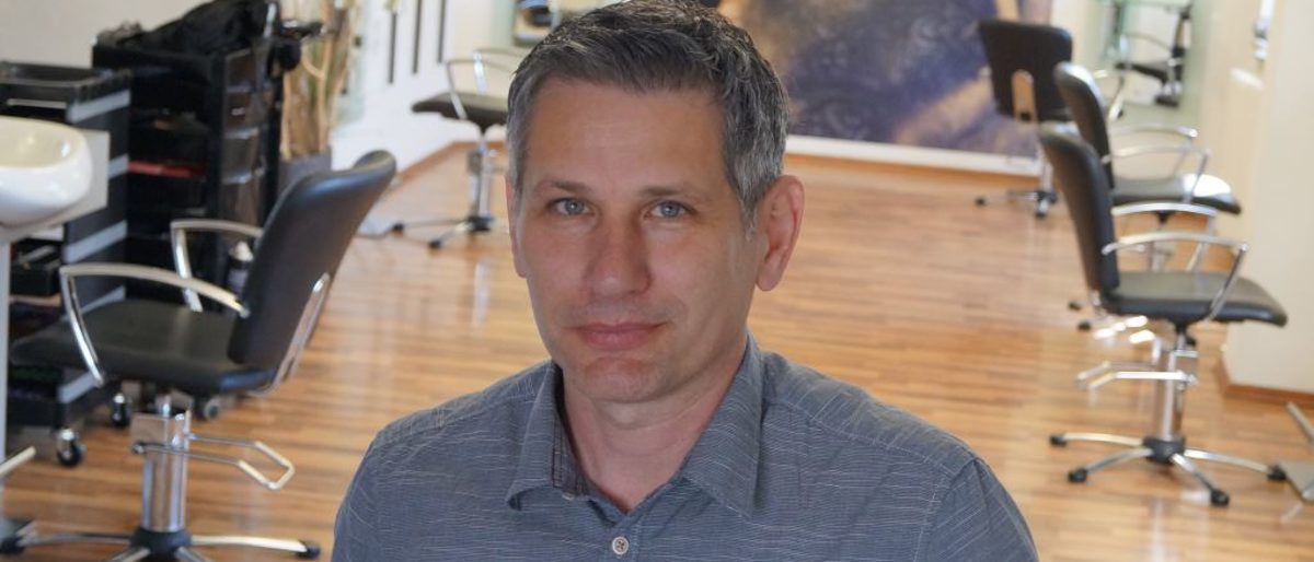 Oliver Kantelhardt ist der neue Obermeister der Friseurinnung mit Sitz in Halberstadt. Oliver Kantelhardt ist der neue Obermeister der Friseurinnung mit Sitz in Halberstadt.