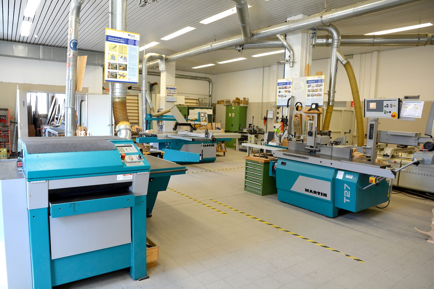 Tischlerwerkstatt Maschinenraum Tischlerwerkstatt Maschinenraum