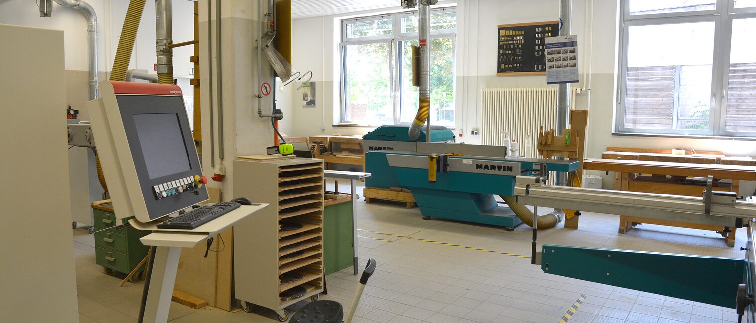 Tischlerwerkstatt Maschinenraum CNC