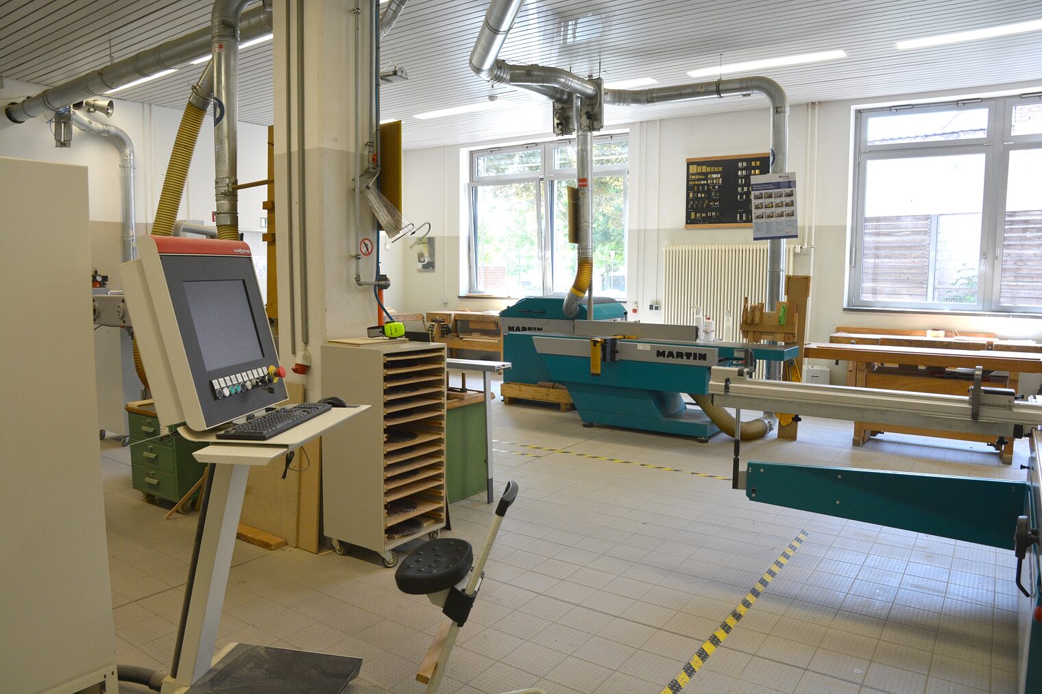 Tischlerwerkstatt Maschinenraum CNC Tischlerwerkstatt Maschinenraum CNC