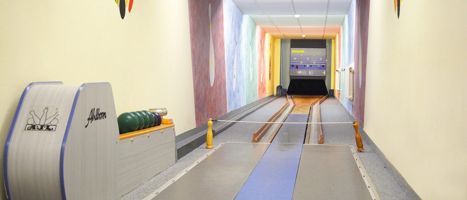Kegelbahn im Innenraum. Befindet sich im Bildungszentrum der Handwerkskammer Magdeburg.