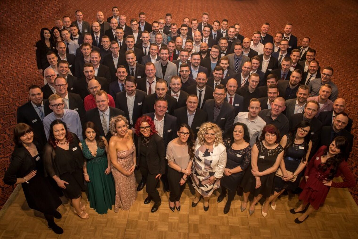 Meister und Meisterinnen des Jahrgangs 2018/2019 Meister und Meisterinnen des Jahrgangs 2018/2019