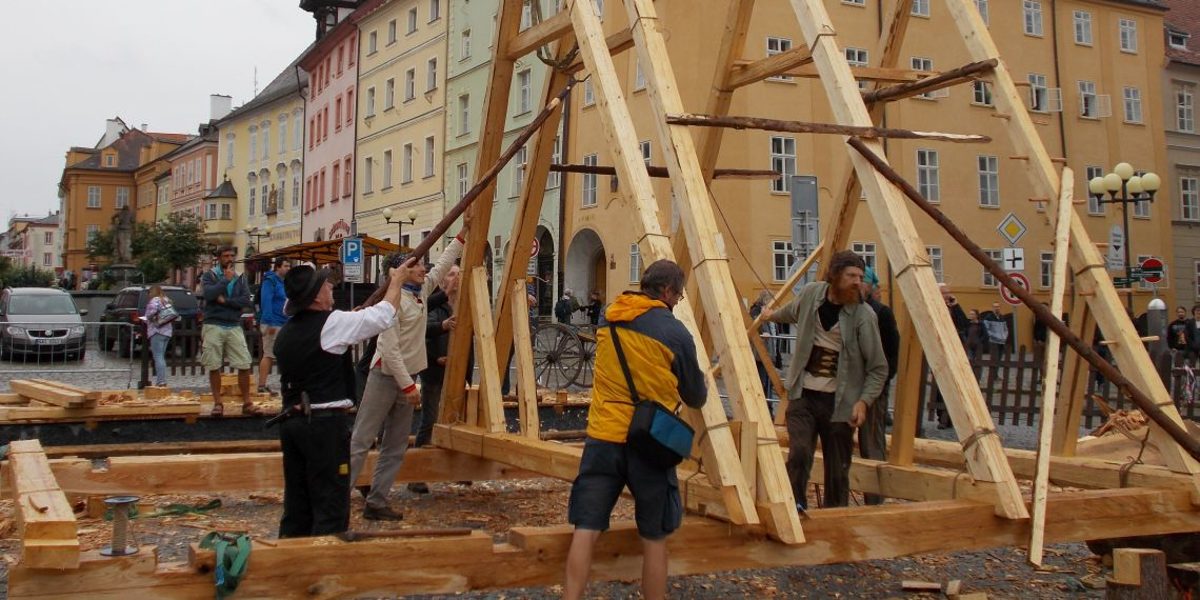 Richtfest zu Ehren des ältesten Dachstuhls der Tschechischen Republik