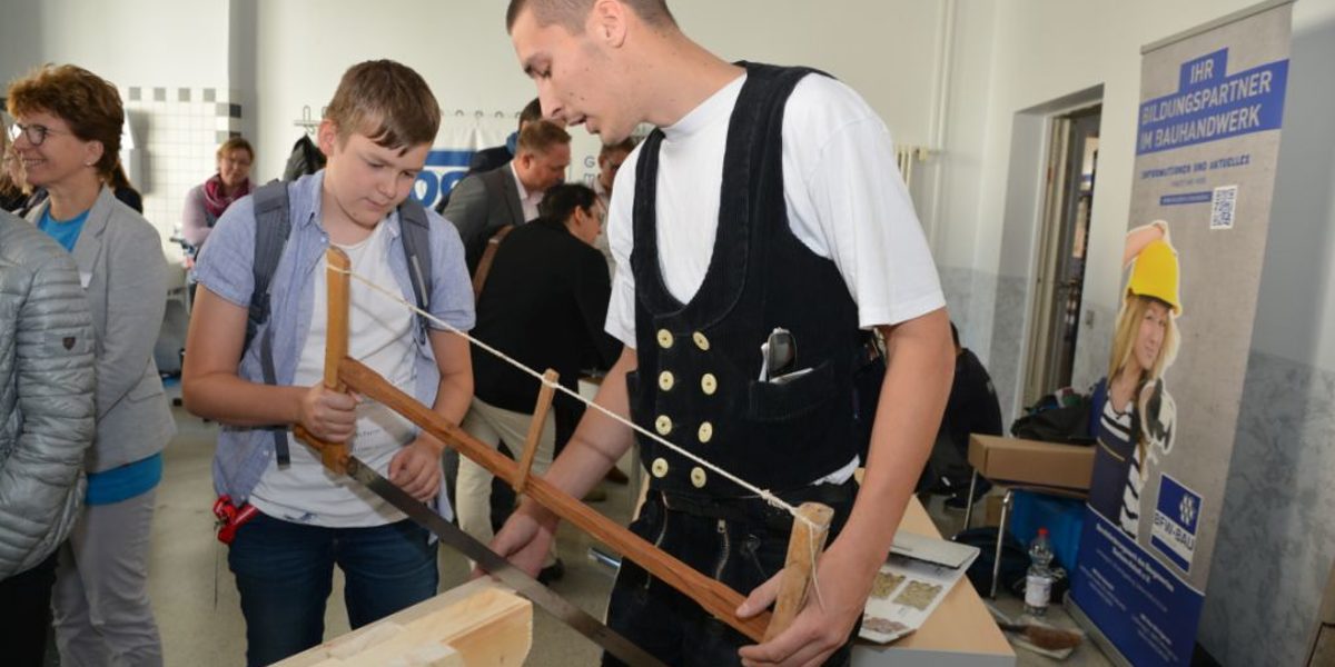2019-09-21-H4Y-Tischler