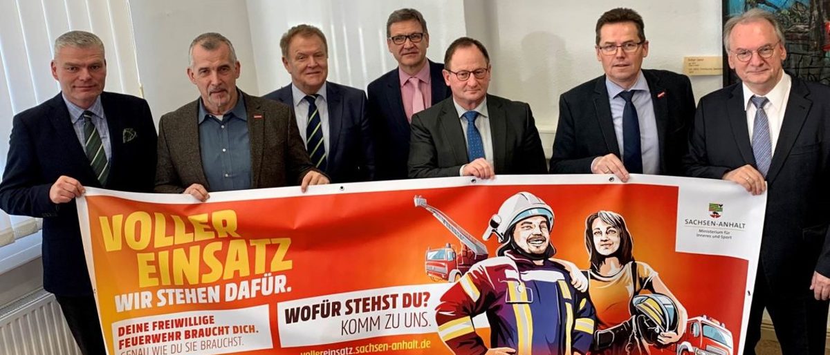 Gemeinsame Erklärung unterzeichnet: Schulterschluss von Landesregierung Sachsen-Anhalt, Industrie- & Handels- sowie Handwerkskammern. Gemeinsame Erklärung unterzeichnet: Schulterschluss von Landesregierung Sachsen-Anhalt, Industrie- & Handels- sowie Handwerkskammern.