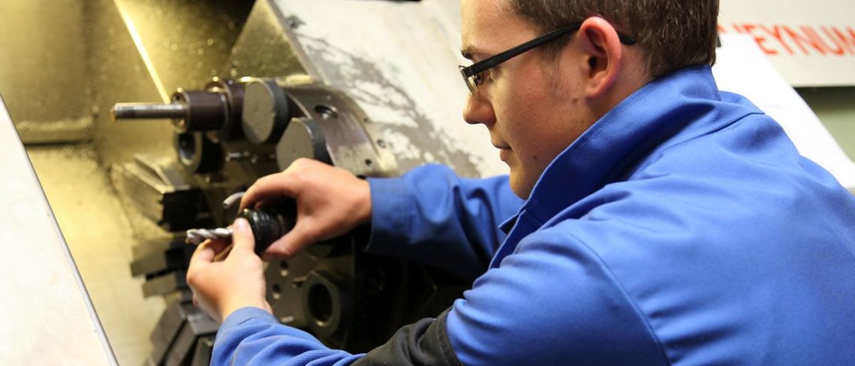 Metallbauer bei der Arbeit