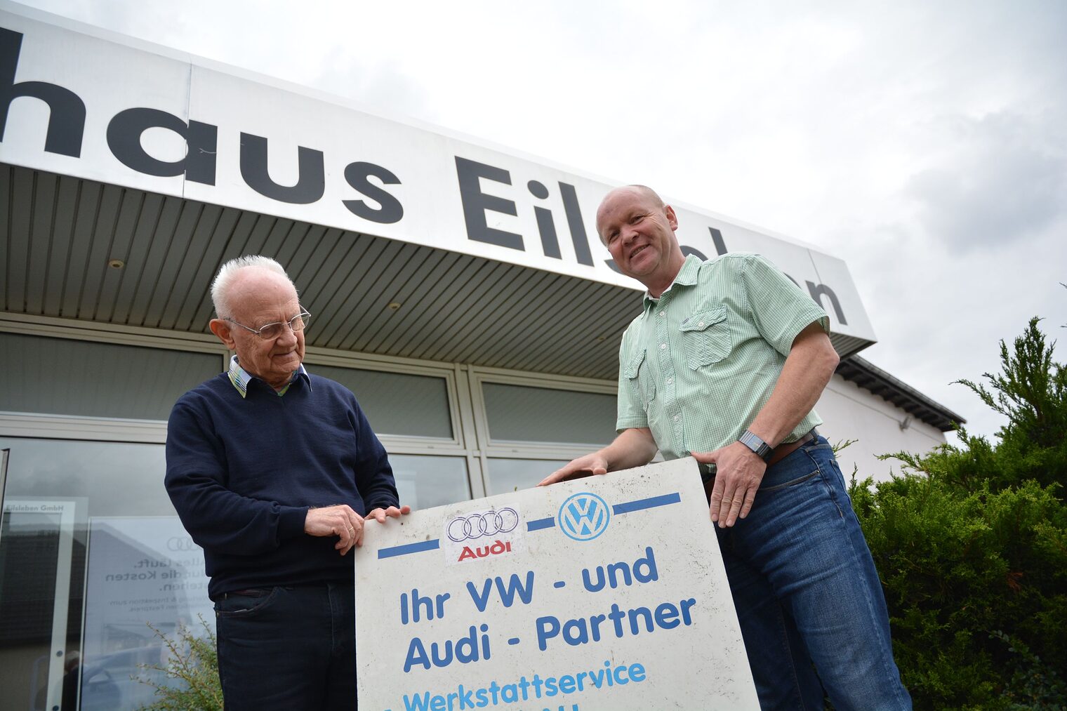 10-Victor-Jekal-Autohaus-Eilsleben-Firmenschild