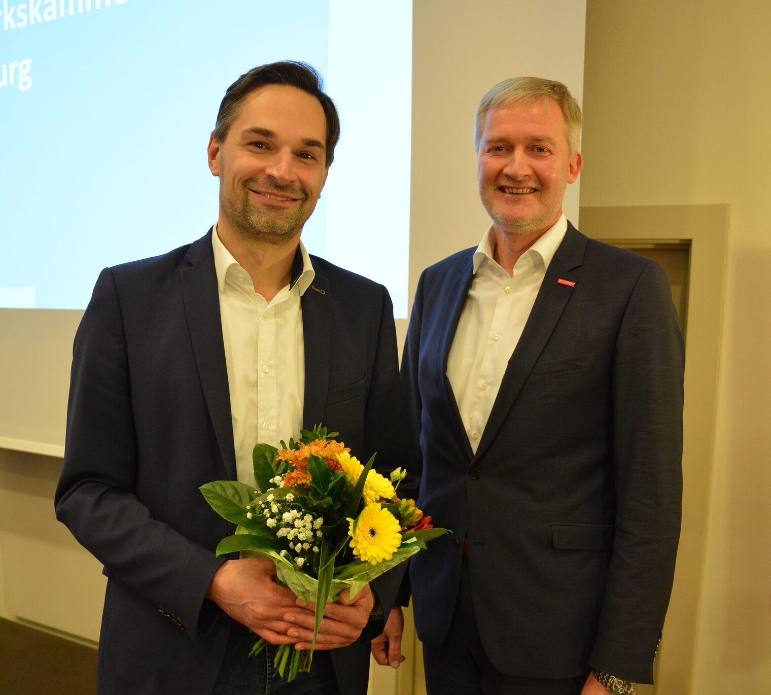 Kevin Kaiser und Burghard Grupe bei der Vollversammlung im Dezember.