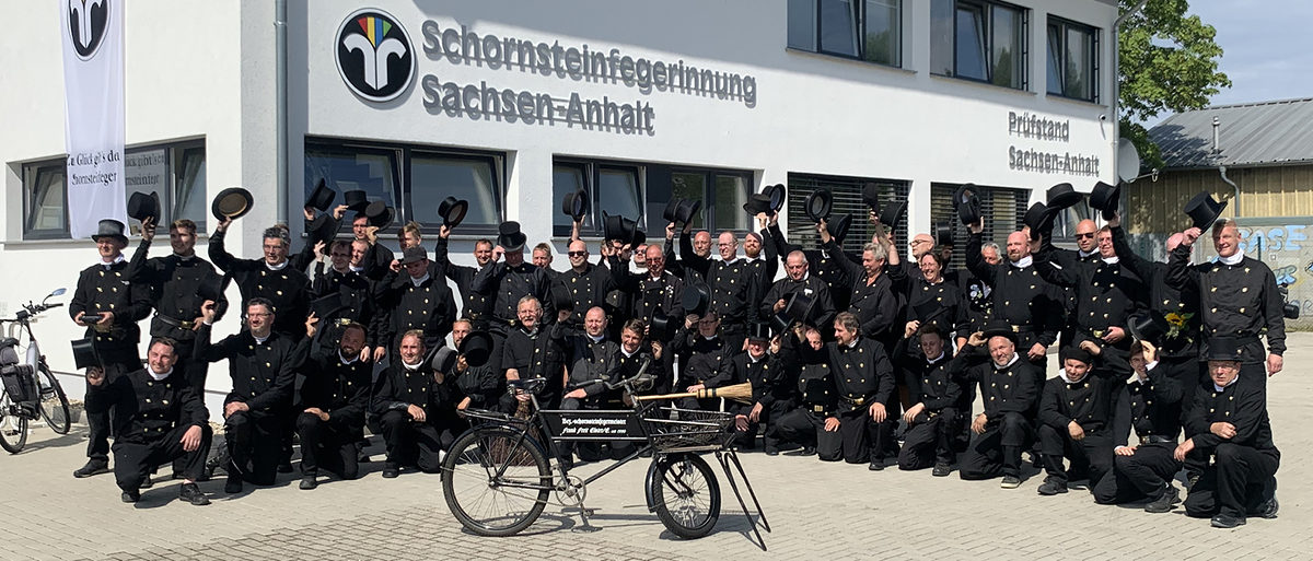 Schornsteinfeger Sachsen-Anhalt Gruppenbild Webbanner 2022