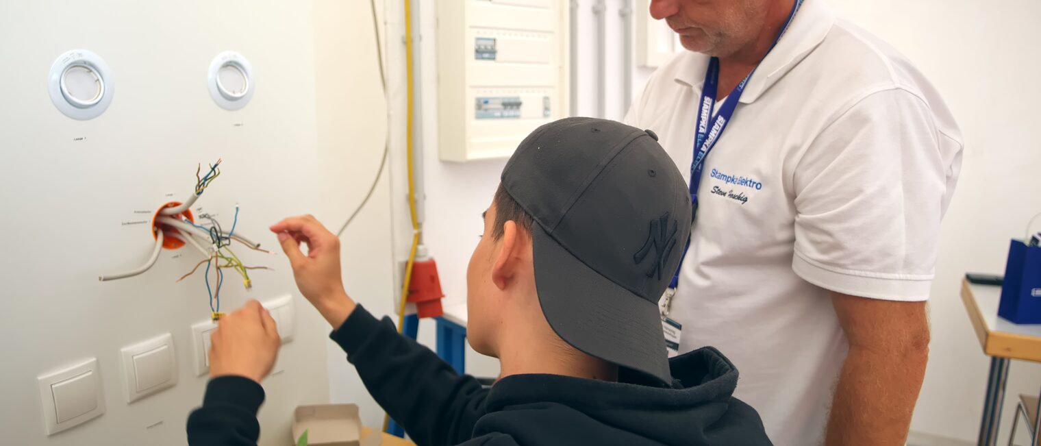 Handwerk4You: Berufsfindungsmesse im Berufsbildungszentrum der Handwerkskammer Magdeburg