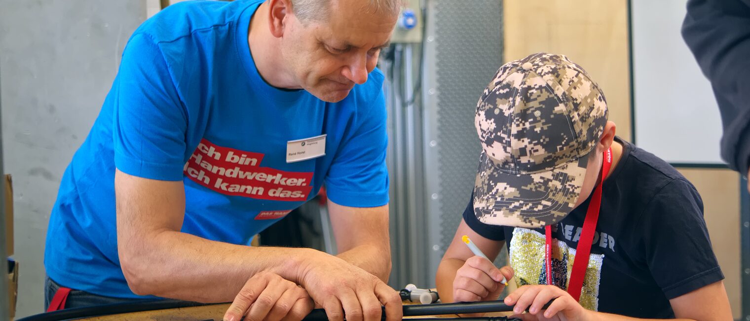 Handwerk4You: Berufsfindungsmesse im Berufsbildungszentrum der Handwerkskammer Magdeburg