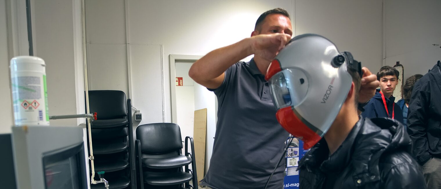 Handwerk4You: Berufsfindungsmesse im Berufsbildungszentrum der Handwerkskammer Magdeburg