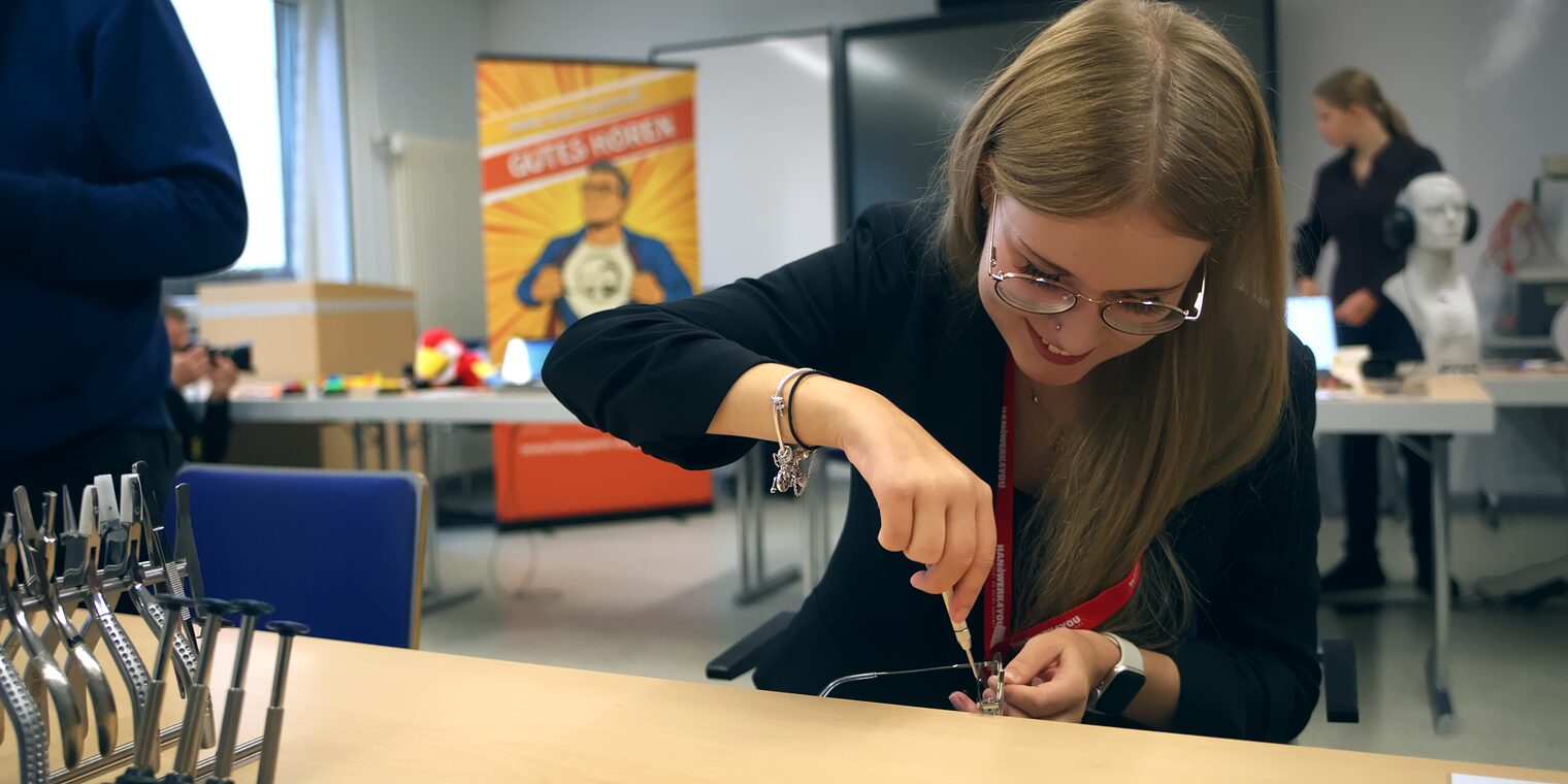 Handwerk4You: Berufsfindungsmesse im Berufsbildungszentrum der Handwerkskammer Magdeburg